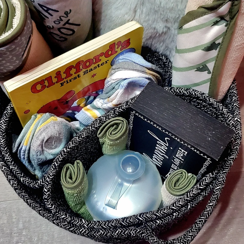 Baby Shower Gift Basket - Picture 2 of 3